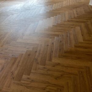 Vinylboden in Fischgrad